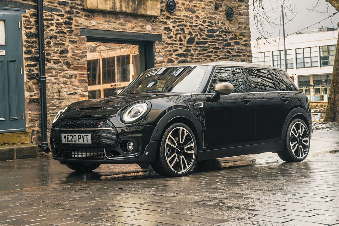 Mini Cooper S Clubman Shadow Edition Wall Indoor Decor Keychain