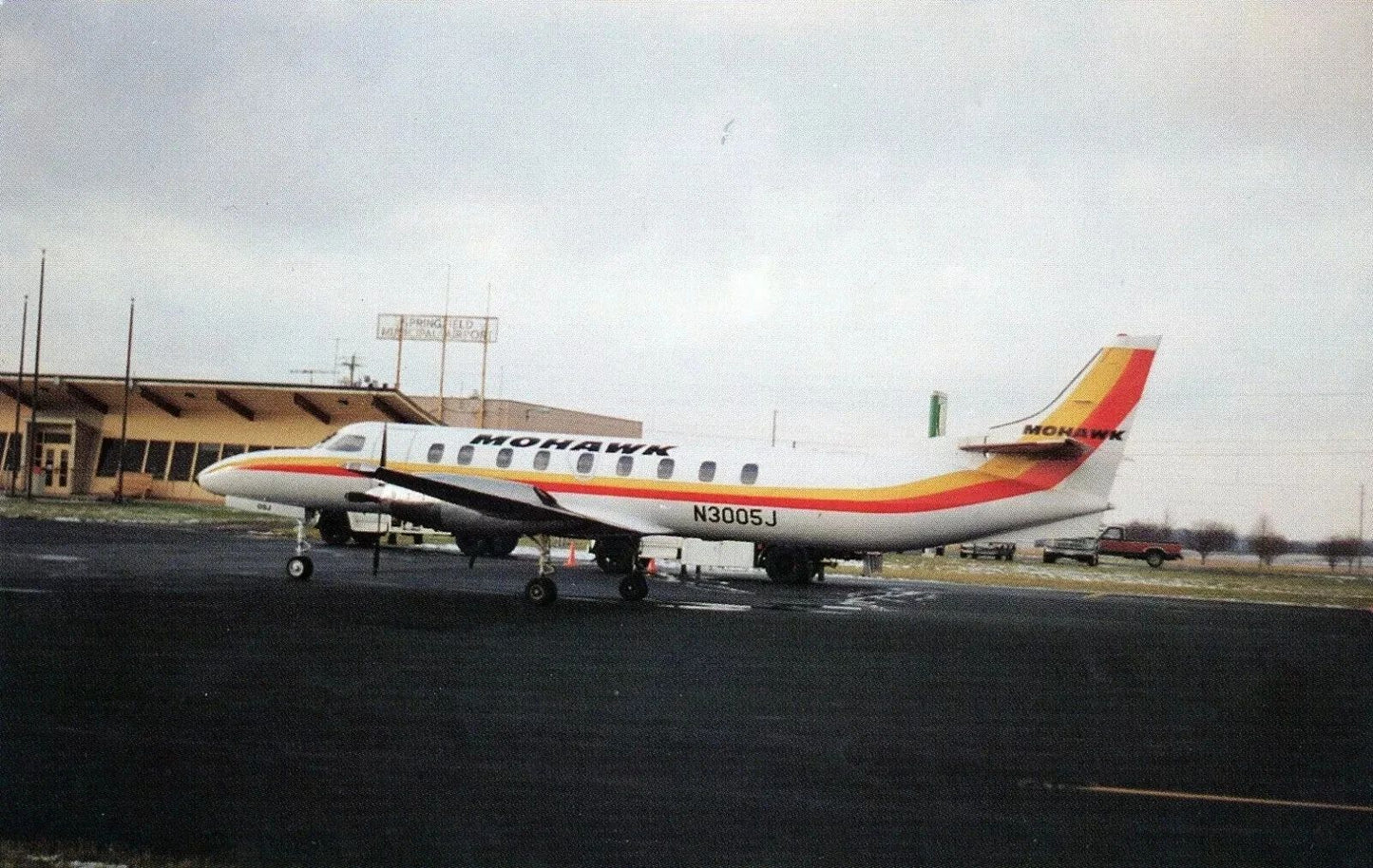 Mohawk Airlines Ii Sa 227 Metroliner Springfield Ohio Retro Picture Keychain