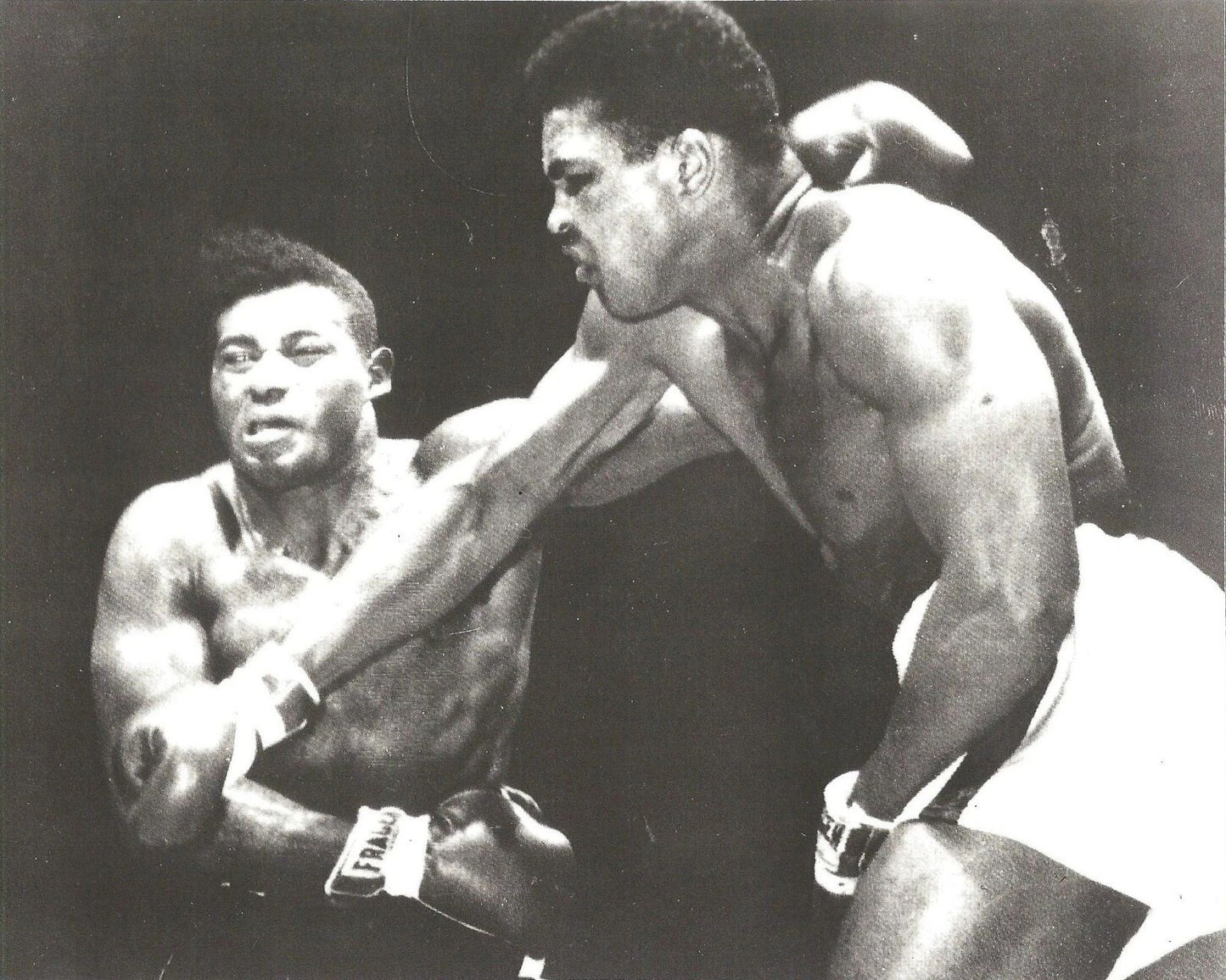 Muhammad Ali Hits Floyd Patterson Keychain Boxing Picture Bw