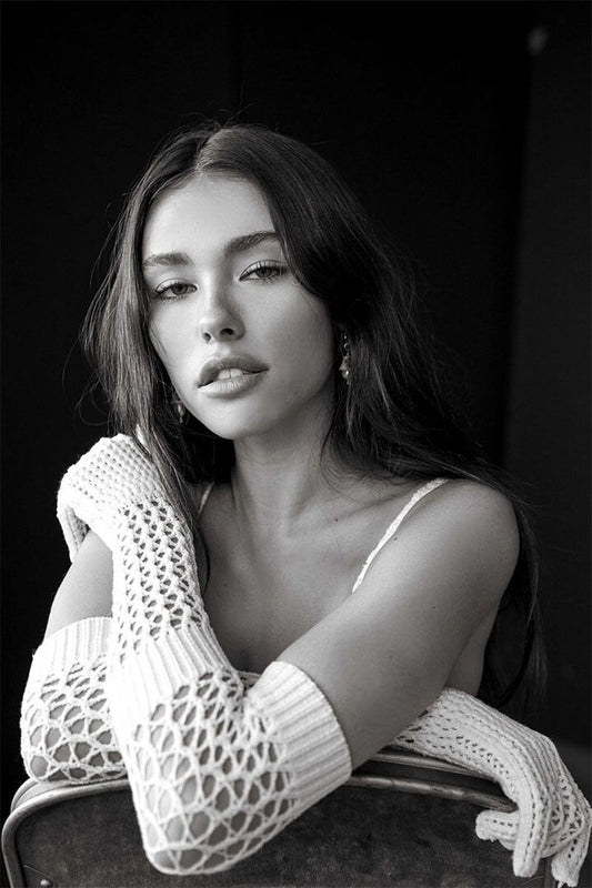Madison Elle Beer American Singer Artist Wall Art Home Decor Poster