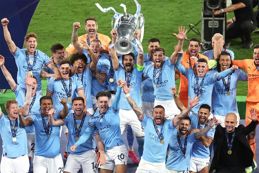 Manchester Champions League Winners Cup Joy Wall Art Home Poster