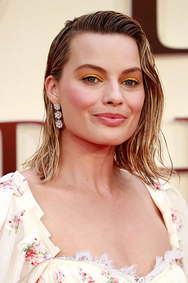 Margot Robbie Celebrity Movie Actor Producer Wall Art Home Decor Poster