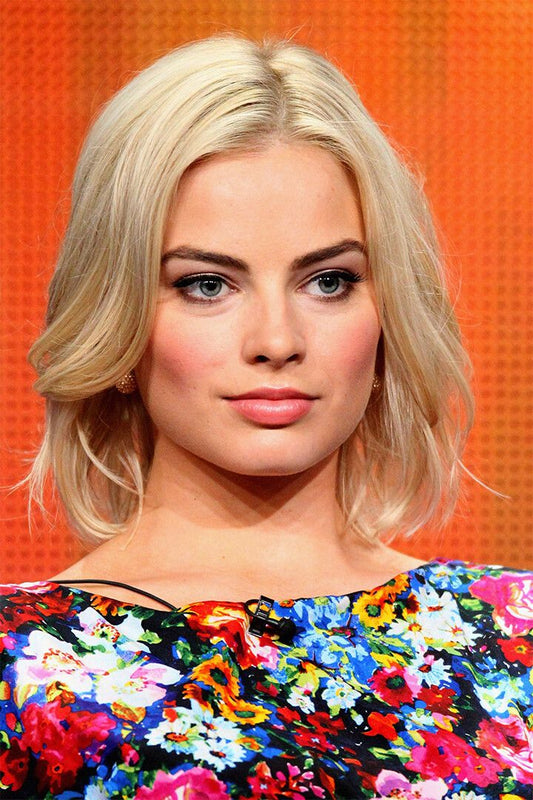 Margot Robbie Sexy Cinema Actress Artist Star Wall Art Home Decor Poster