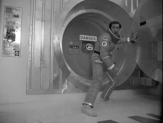 Martin Landau In Classic Tv Show Space 1999 Picture Magnet Print