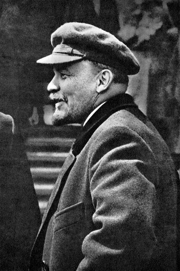 Marx Lenin Hat Posed Politician Socialist Print Wall Home Decor Keychain