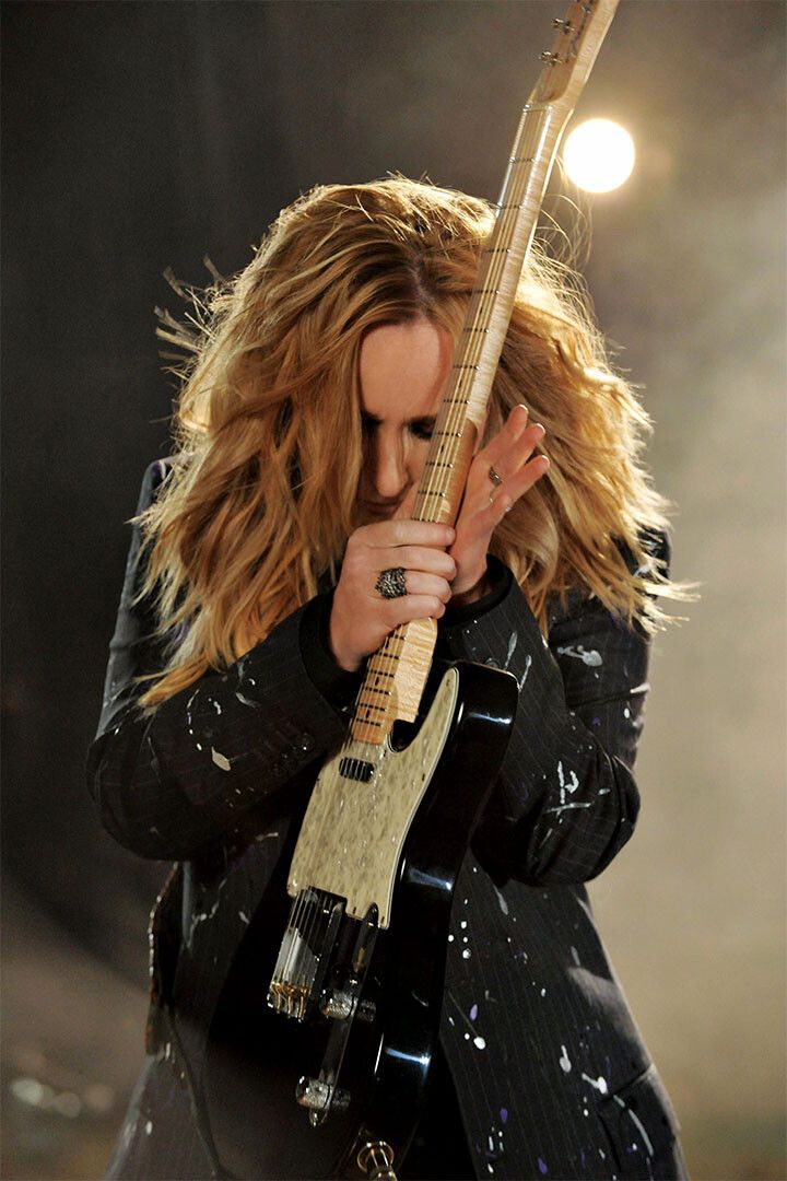 Melissa Etheridge Black Leather Songwriter Jigsaw Puzzle