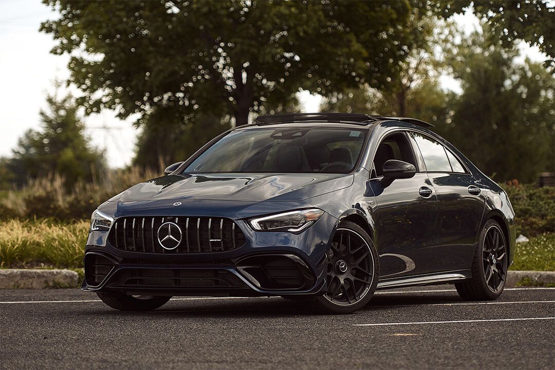Mercedesamg Black Sporty Car Aerodynamic 4Matic Indoor Jigsaw Puzzle