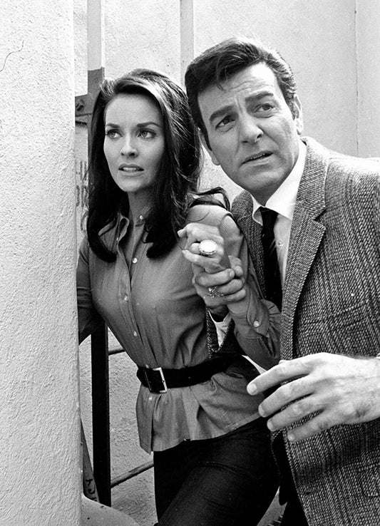 Mike Connors And Lee Meriwether Mannix Tv Show Vintage Magnet 5 X 7
