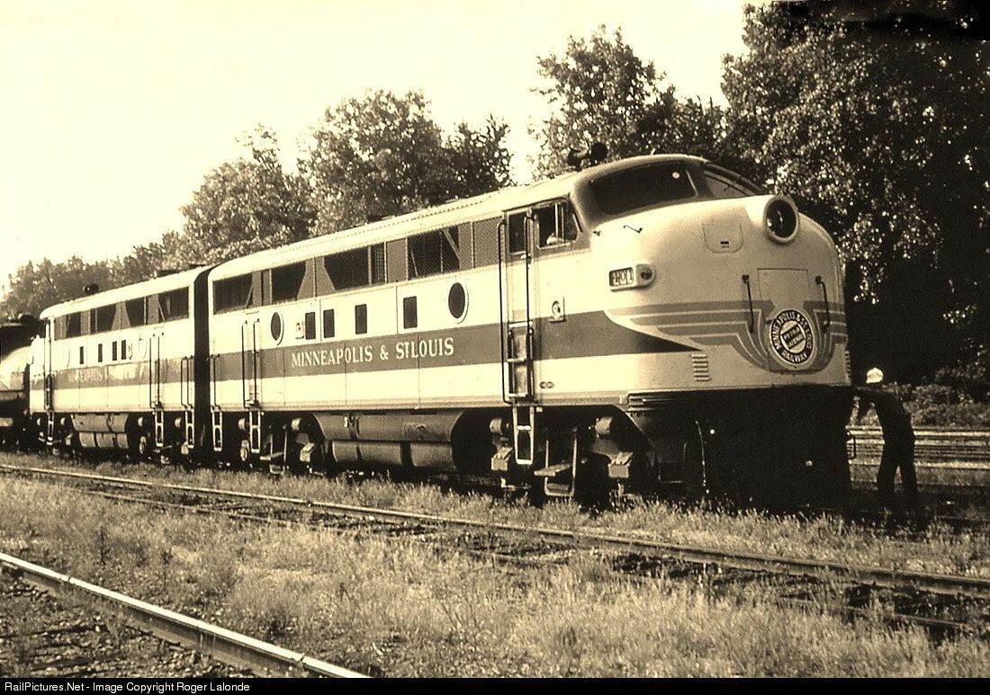 Minneapolis Saint Louis Minneapolis Rail Locomotive Train 300 PCS Jigs ...