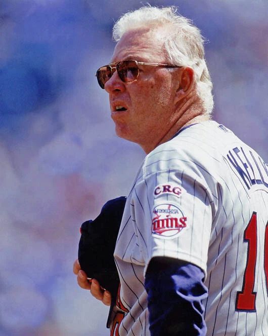 Minnesota Twins Manager Tom Kelly Glossy Keychain Baseball Keychain