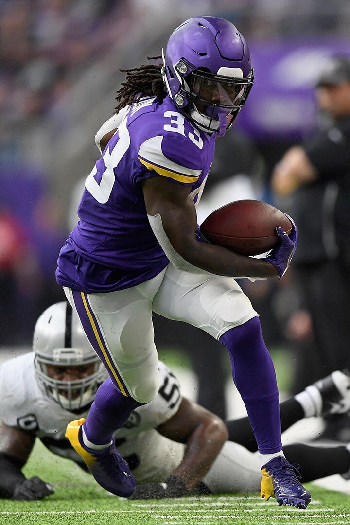 Minnesota Vikings American Football Player 33 Dalvin Cook Jigsaw Puzzle