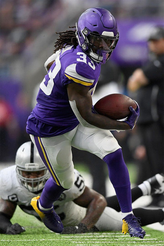 Minnesota Vikings American Football Player 33 Dalvin Cook Jigsaw Puzzle