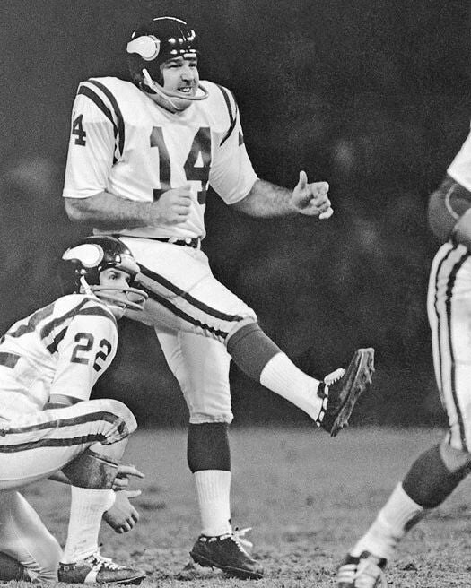 Minnesota Vikings Fred Cox And Paul Krause Glossy Magnet Football Print