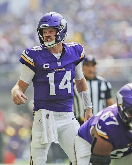 Minnesota Vikings Sam Darnold Glossy Keychain Football Keychain
