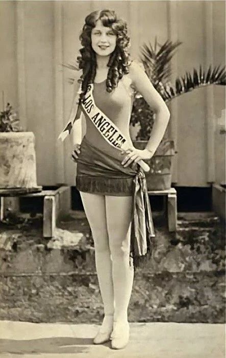 Miss Los Angles & Actress Adrienne Dore Retro Publicity Picture Photo