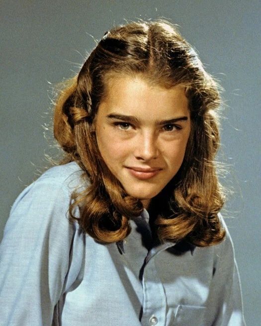 Model Actress Brooke Shields Glossy Magnet Magnet Celebrity Portrait