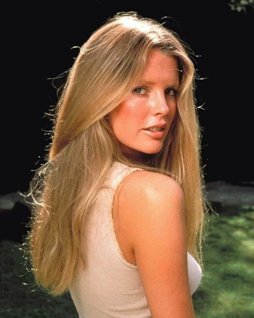 Model Actress Kim Basinger Glossy Keychain Celebrity Portrait Keychain