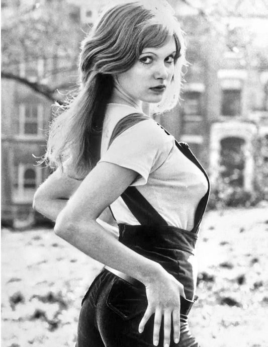 Model & Actress Madeline Smith Pin Up Picture Photo Print