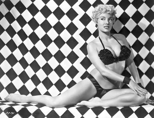 Model Burlesque Dancer Lilly Christine Retro Pin Up Picture Keychain