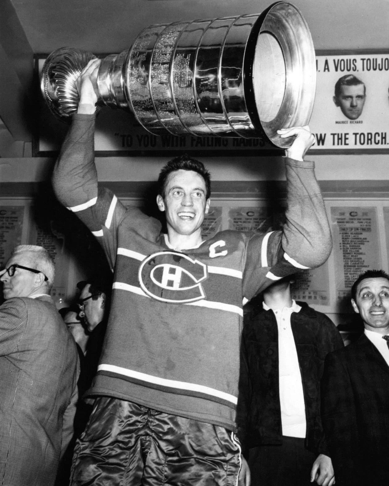 Montreal Canadiens Jean Beliveau Glossy Keychain Stanley Cup Keychain