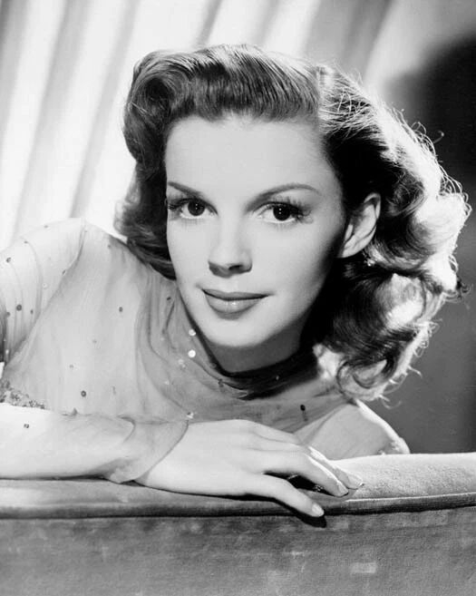 Movie Actress Judy Garland Glossy Magnet Magnet Celebrity Portrait 3