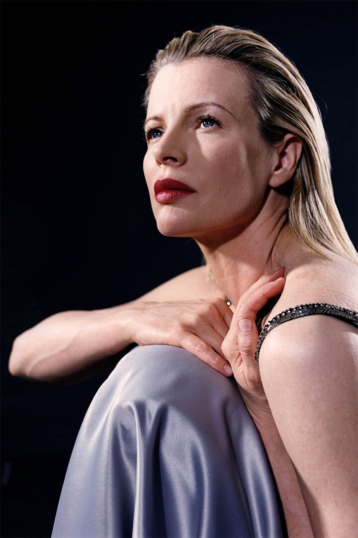 Movie Actress Kim Basinger Posed Cover Girl Jigsaw Puzzle