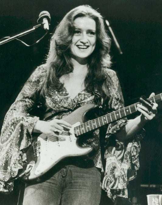 Musician Bonnie Raitt Singer Songwriter Guitarist Picture Magnet 8 X 10 Reprint