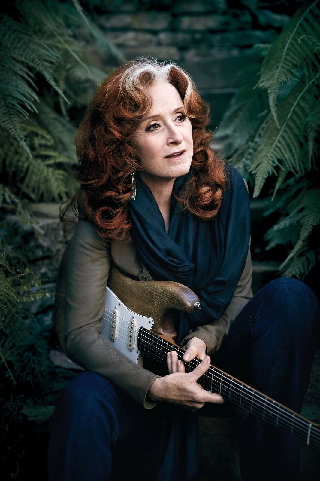 Musician Singer Bonnie Raitt Dig In Deep Picture Keychain Reprint