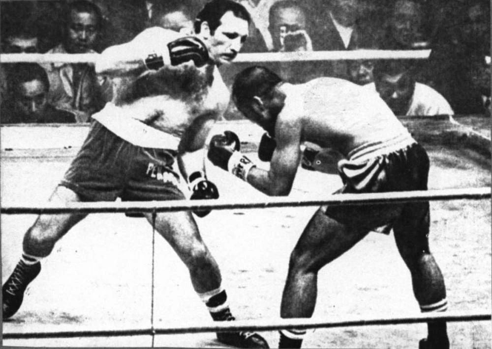 Nicolino Locche Photo Boxing Picture Ring Action
