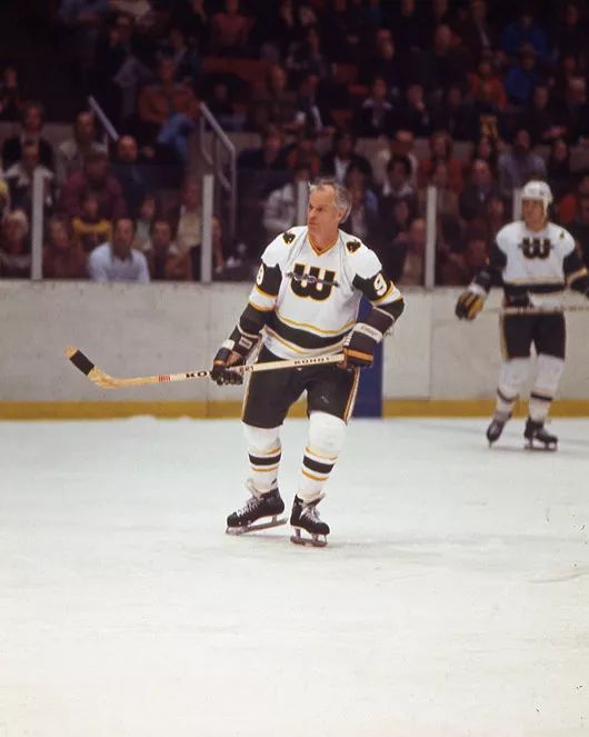 New England Whalers Gordie Howe Glossy Magnet Wha Hockey Magnet