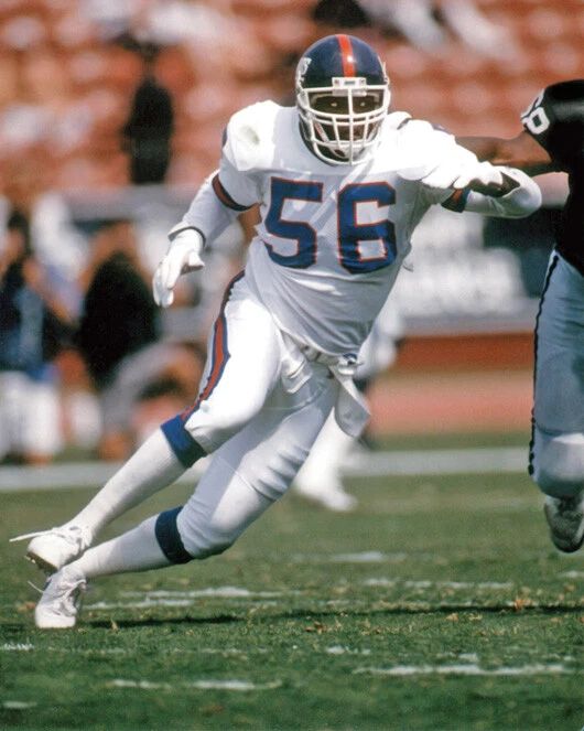 New York Giants Lawrence Taylor L.T. Glossy Keychain Football Keychain