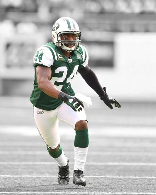 New York Jets Darrelle Revis Magnet Spotlight Glossy Print Football Magnet