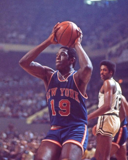 New York Knicks Willis Reed Glossy Photo Basketball Print Poster Hof 82