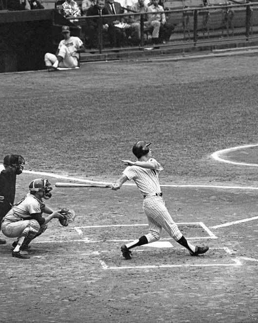 New York Yankees Bobby Murcer Glossy Magnet Print Baseball Magnet 1