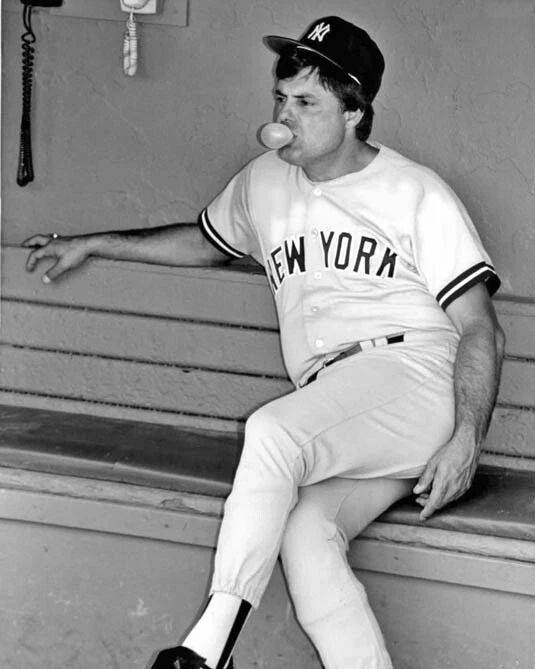 New York Yankees Manager Lou Piniella Glossy Keychain Baseball Keychain