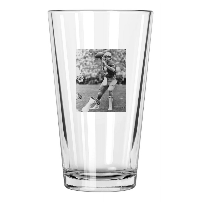 Notre Dame Fighting Irish Joe Montana Photo Football 1 Pint Beer Drinking Glass