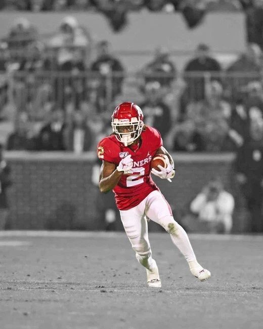 Oklahoma Sooners Ceedee Lamb Glossy Magnet College Spotlight Print