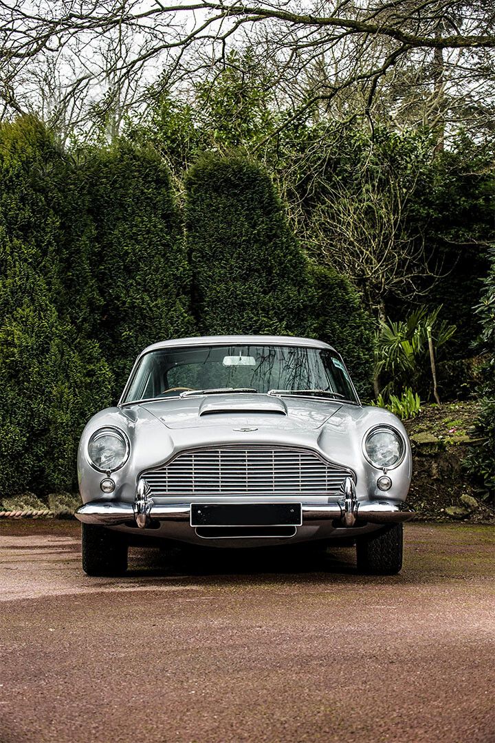 Old Gray Aston Martin Classic Print Painting Jigsaw Puzzle