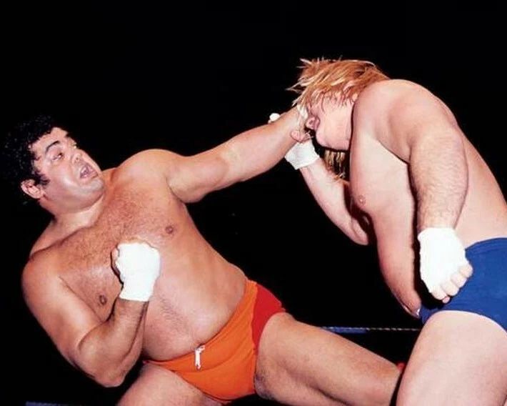 Pedro Morales Photo Wrestling Picture Wwf Throwing Fist