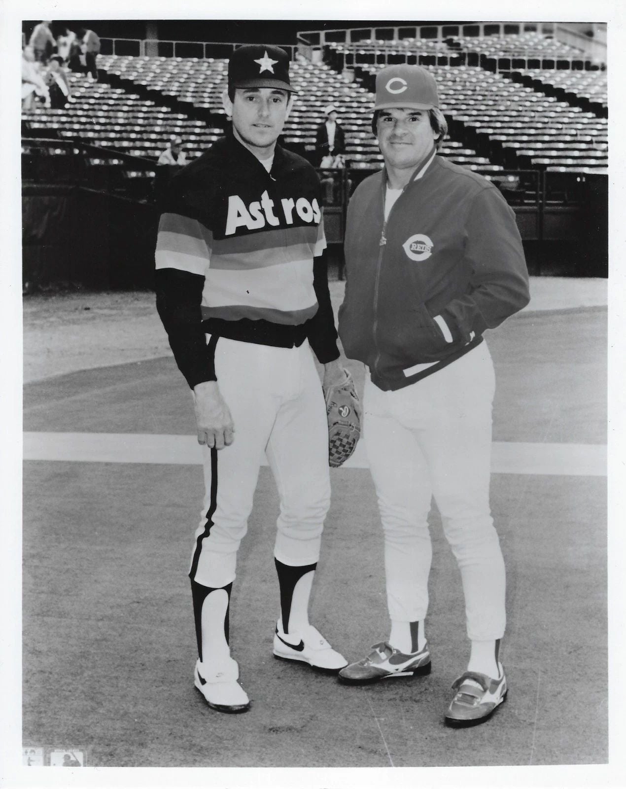 Pete Rose & Nolan Ryan Magnet Cincinnati Reds Astros Baseball Picture Mlb Bw