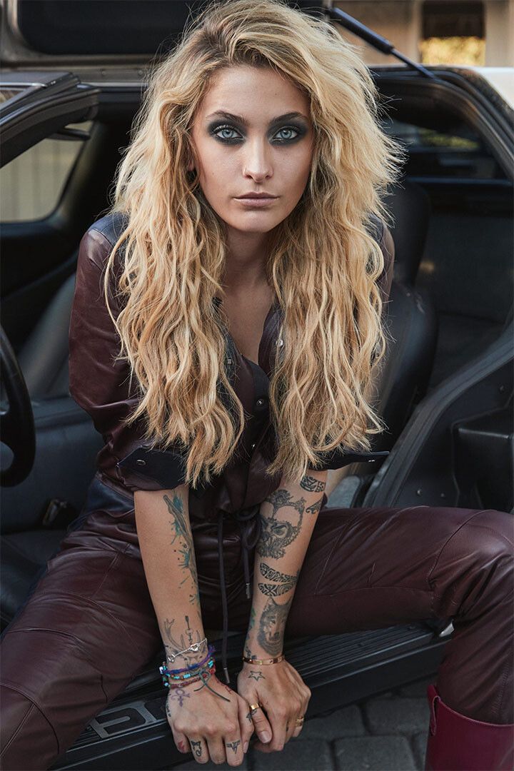 Paris Jackson Blonde Hair Model And Artist Jigsaw Puzzle
