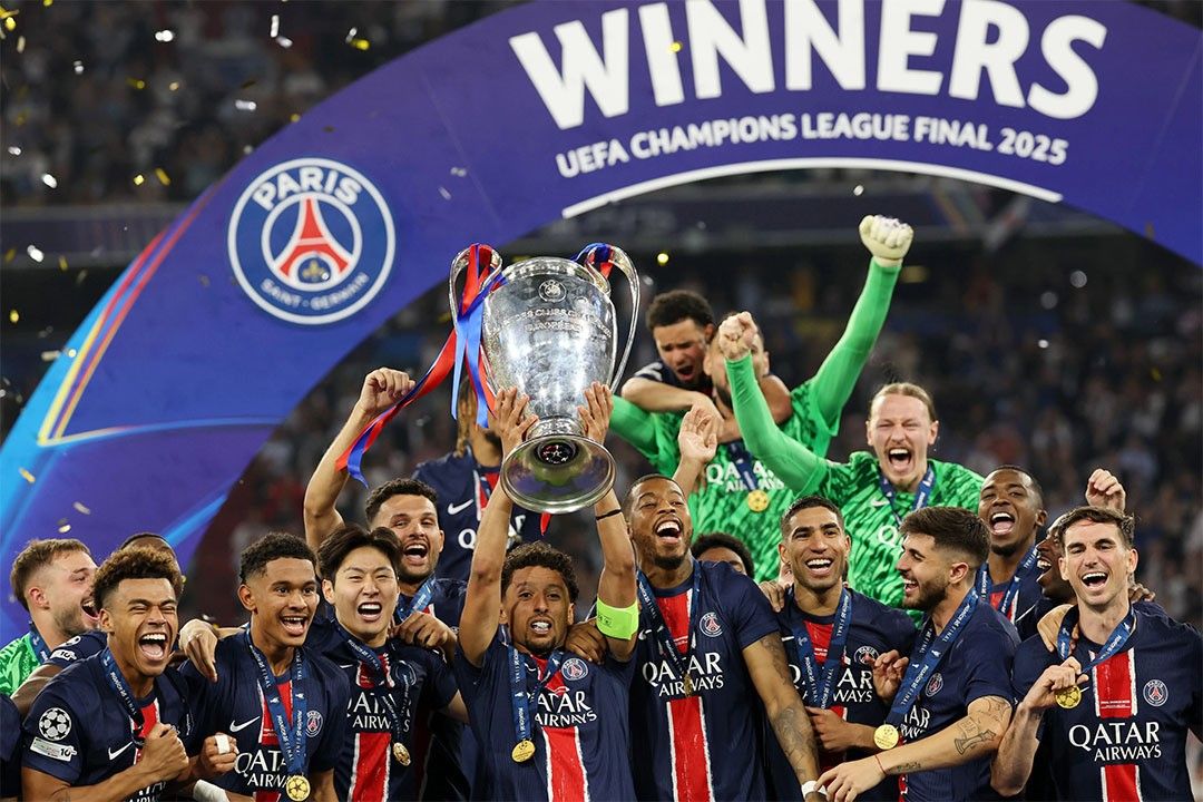 Paris Soccer Champions Of European Trophy Celebration Sports Jigsaw Puzzle