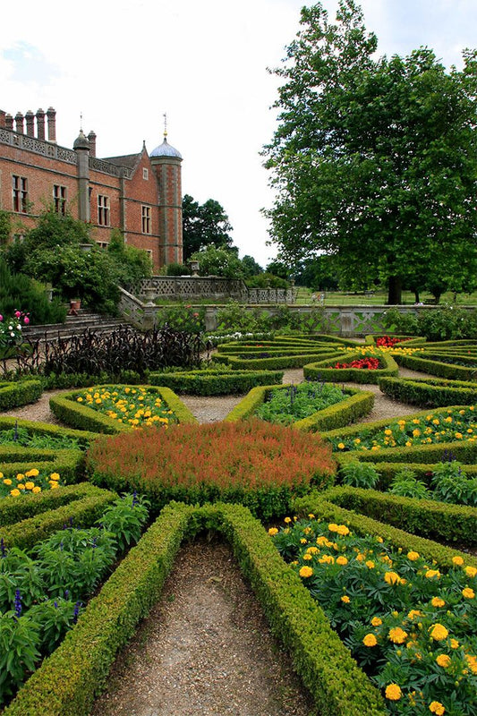 Parterre At Cliveden Manor Buckinghamshire Jigsaw Puzzle