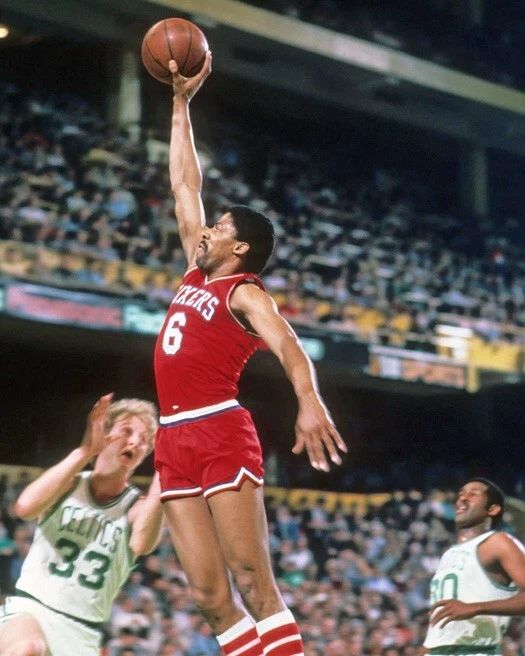 Philadelphia 76Ers Julius Erving Dunking On Larry Bird Glossy Keychain Dr J 1