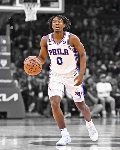 Philadelphia 76Ers Tyrese Maxey Glossy Keychain Spotlight Basketball Print 1
