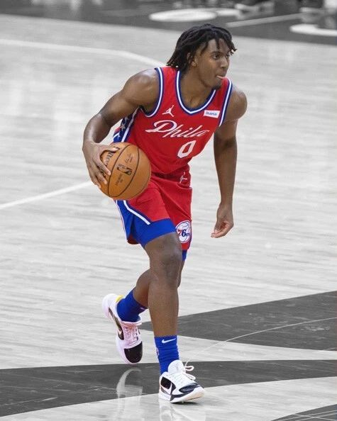Philadelphia 76Ers Tyrese Maxey Glossy Keychain Spotlight Basketball Print 2
