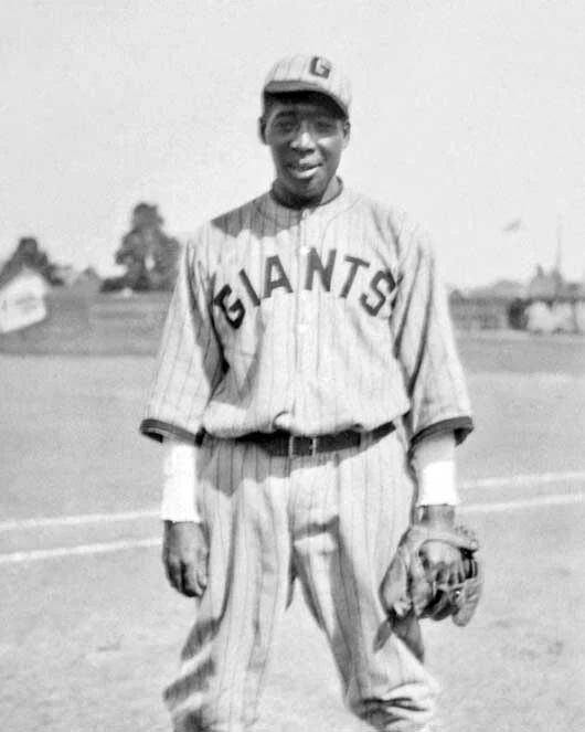 Philadelphia Royal Giants Bullet Joe Rogan Keychain Negro League Keychain Hof 98