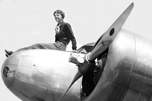 Pilot Amelia Earhart Sitting On Plane Old Magnet Picture Magnet Aviation