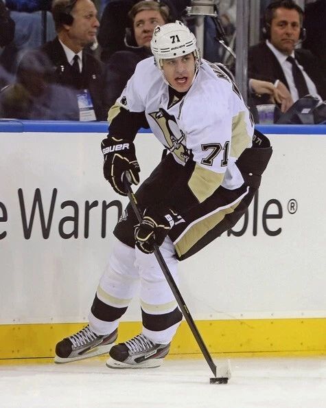 Pittsburgh Penguins Evgeni Malkin Glossy Magnet Nhl Hockey Magnet
