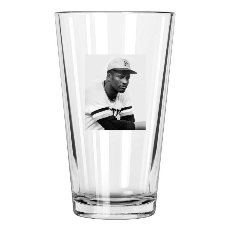 Pittsburgh Pirates Roberto Clemente Baseball Portrait Pint Beer Drinking Glass